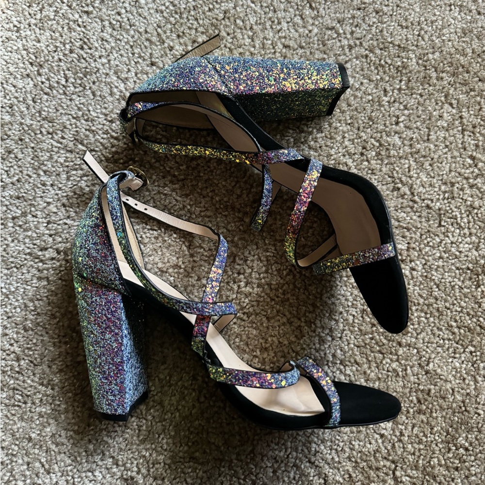 High Heeled Sandals - Picture 4 of 4